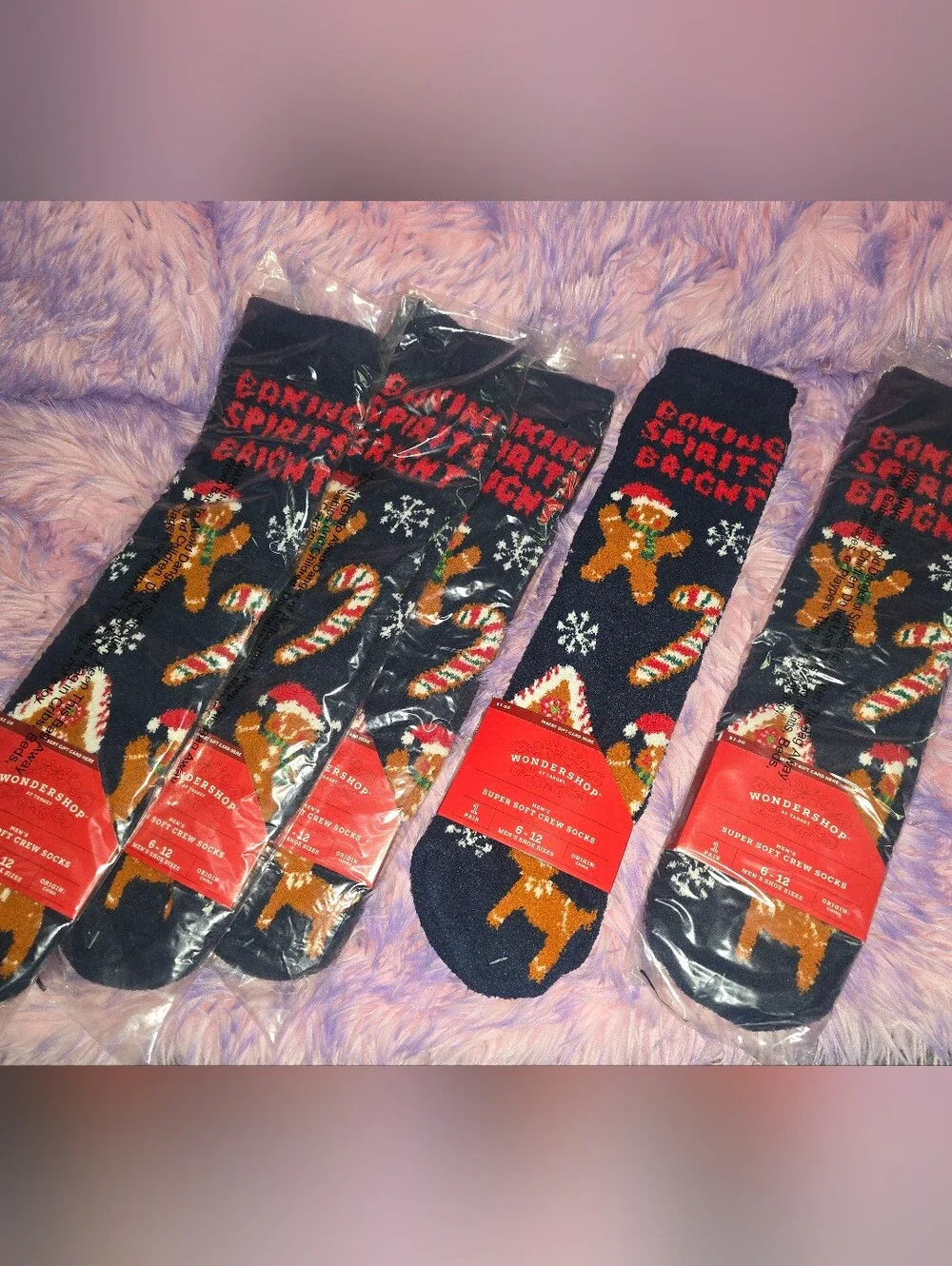 Wondershop Men’s Navy Crew Socks with Gingerbread & Candy Cane Pattern